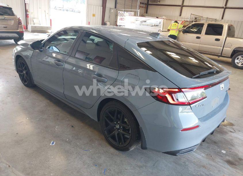 Photo 3 of 2022 Honda Civic SPORT (VIN 19XFL2H86NE005807)