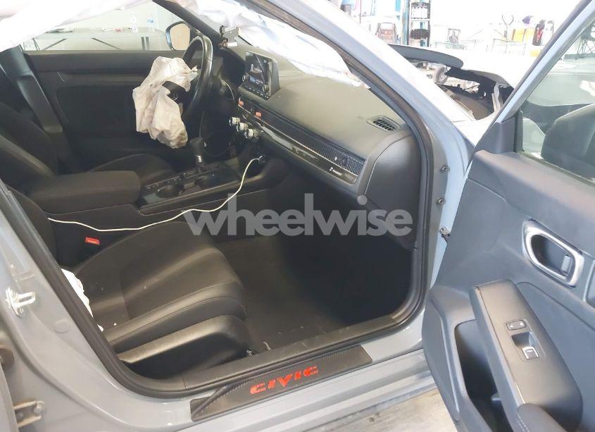 Photo 5 of 2022 Honda Civic SPORT (VIN 19XFL2H86NE005807)