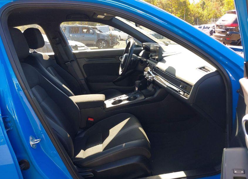 Photo 5 of 2024 Honda Civic SPORT (VIN 19XFL2H86RE009071)