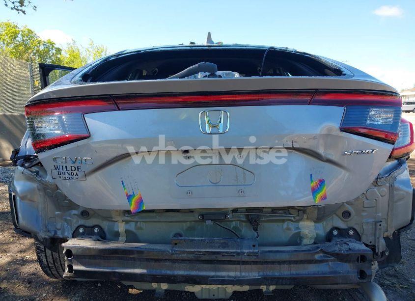 Photo 6 of 2024 Honda Civic SPORT (VIN 19XFL2H86RE011127)