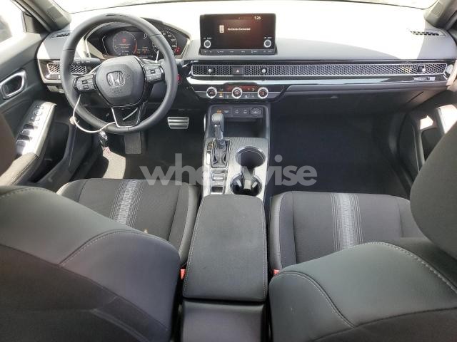 Photo 5 of 2025 HONDA CIVIC SPORT (VIN 19XFL2H86SE010713)