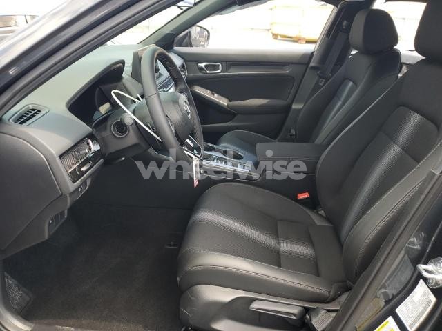 Photo 9 of 2025 HONDA CIVIC SPORT (VIN 19XFL2H86SE010713)