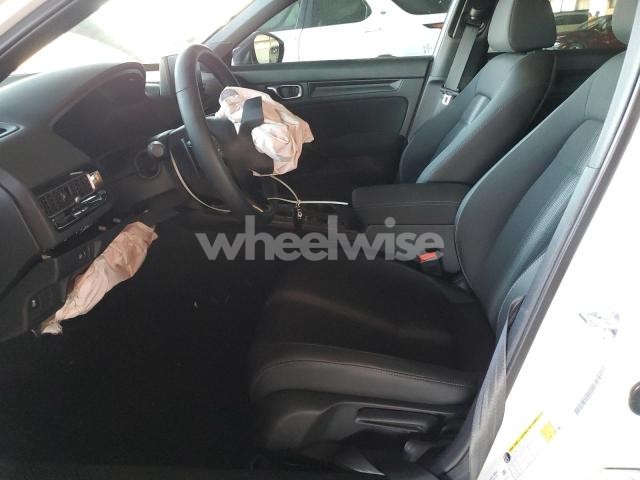 Photo 6 of 2025 HONDA CIVIC SPORT (VIN 19XFL2H86SE017158)