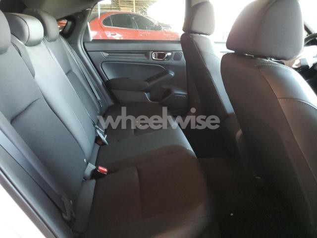 Photo 7 of 2025 HONDA CIVIC SPORT (VIN 19XFL2H86SE017158)