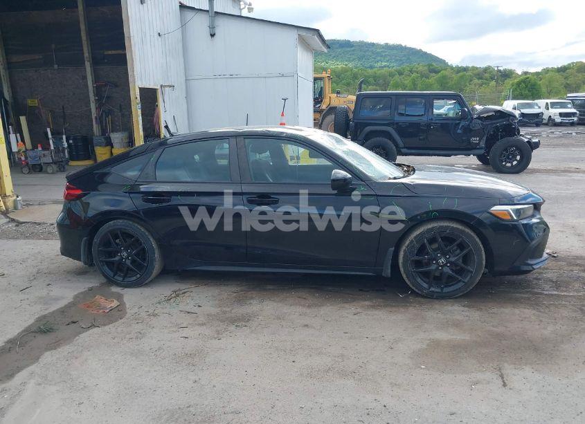 Photo 13 of 2022 Honda Civic SPORT (VIN 19XFL2H87NE003046)