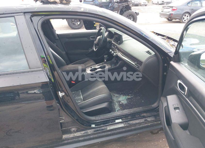 Photo 5 of 2022 Honda Civic SPORT (VIN 19XFL2H87NE003046)