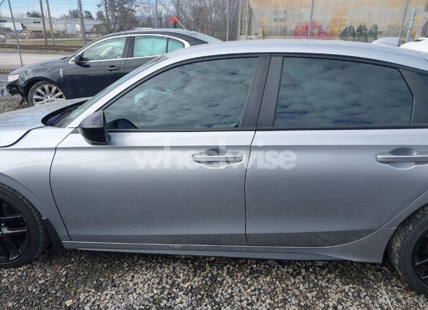 Photo 14 of 2022 Honda Civic SPORT (VIN 19XFL2H87NE007727)