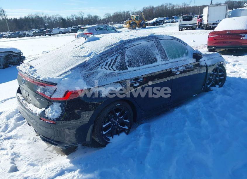 Photo 4 of 2024 Honda Civic SPORT (VIN 19XFL2H87RE019608)