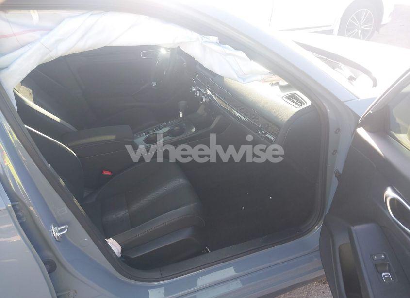 Photo 5 of 2024 Honda Civic SPORT (VIN 19XFL2H87RE032343)