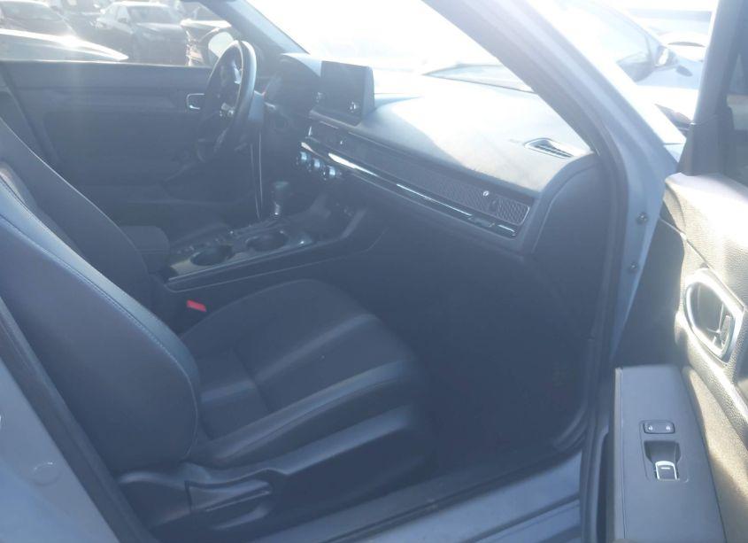 Photo 5 of 2022 Honda Civic SPORT (VIN 19XFL2H88NE012399)