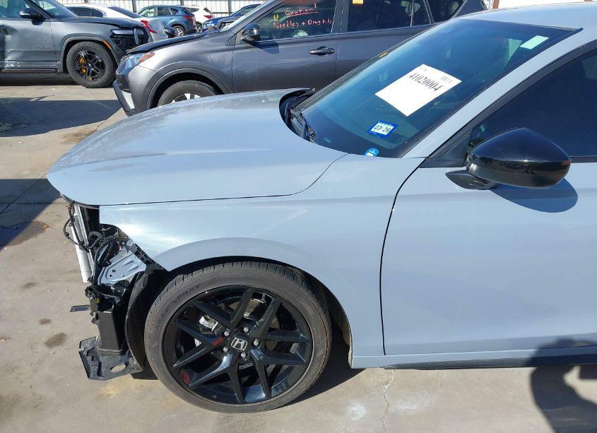 Photo 18 of 2024 Honda Civic SPORT (VIN 19XFL2H88RE023196)