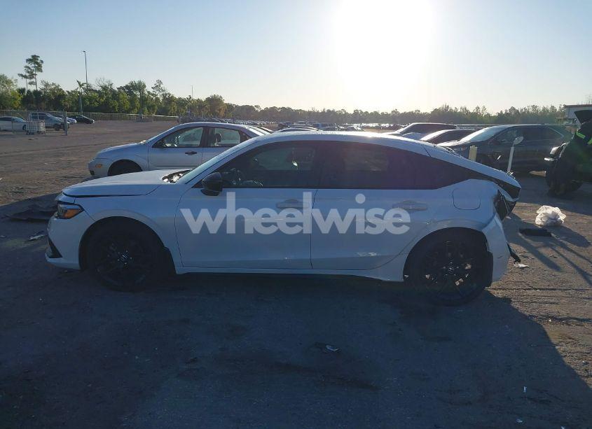 Photo 15 of 2024 Honda Civic SPORT (VIN 19XFL2H88RE034487)