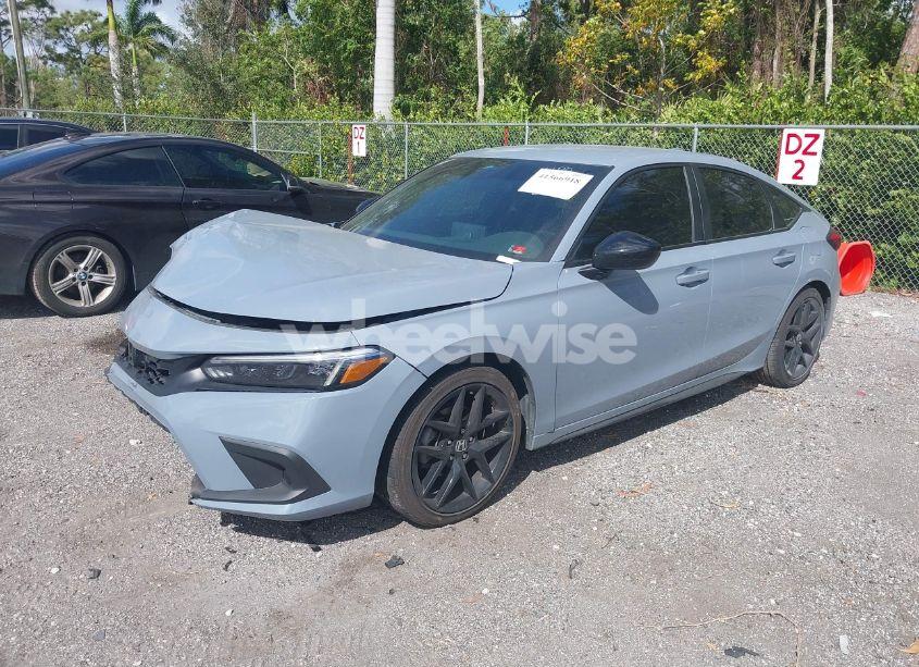 Photo 2 of 2024 Honda Civic SPORT (VIN 19XFL2H89RE002132)