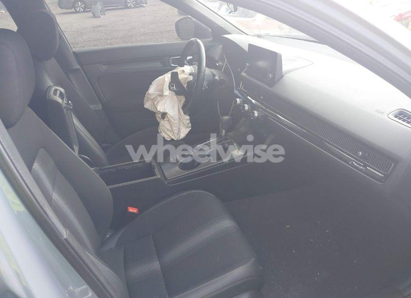 Photo 5 of 2024 Honda Civic SPORT (VIN 19XFL2H89RE002132)