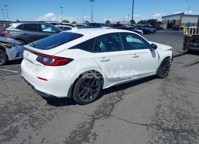 Photo 4 of 2024 Honda Civic SPORT (VIN 19XFL2H89RE015009)