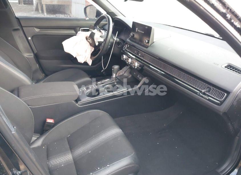 Photo 5 of 2024 Honda Civic SPORT (VIN 19XFL2H89RE015396)