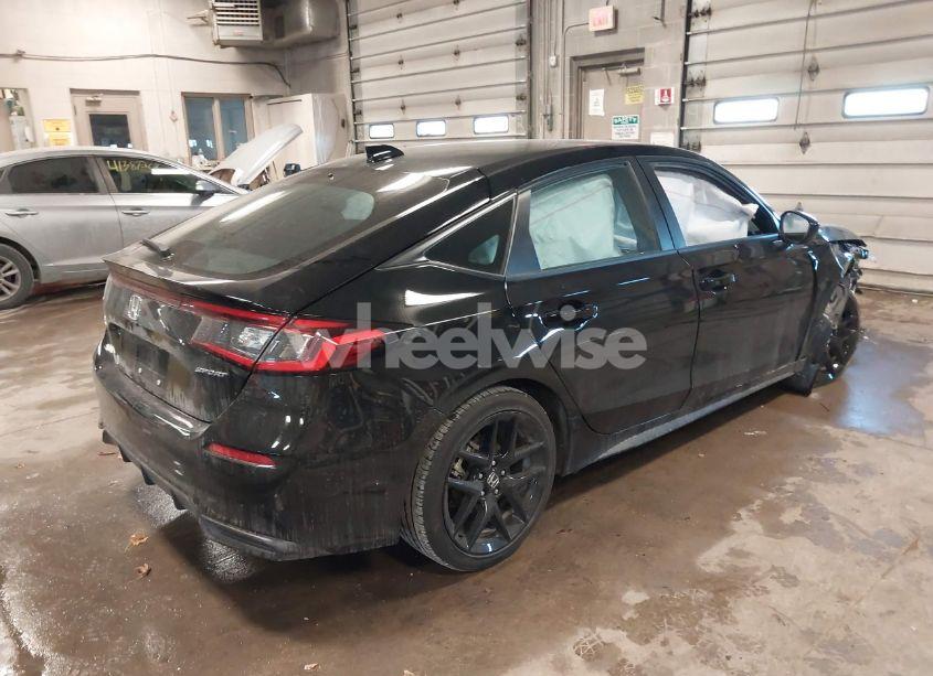 Photo 4 of 2025 Honda Civic SPORT (VIN 19XFL2H89SE000743)