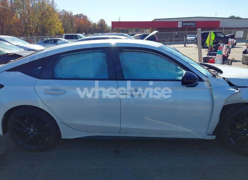 Photo 13 of 2022 Honda Civic SPORT (VIN 19XFL2H8XNE000965)