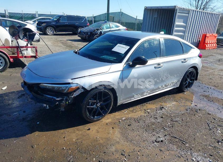 Photo 2 of 2022 Honda Civic SPORT (VIN 19XFL2H8XNE002294)