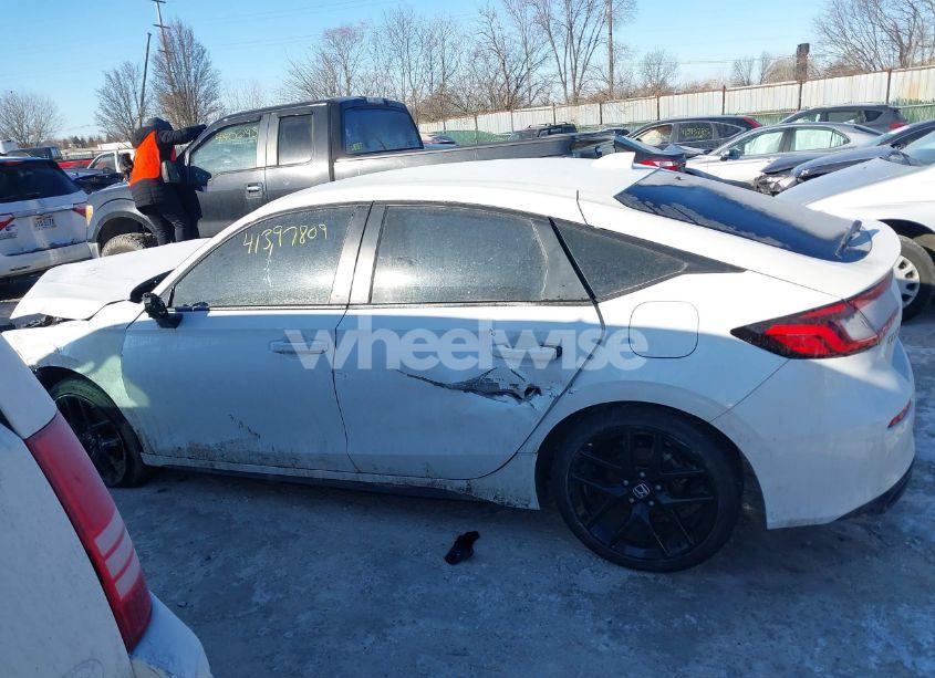 Photo 15 of 2022 Honda Civic SPORT (VIN 19XFL2H8XNE009441)