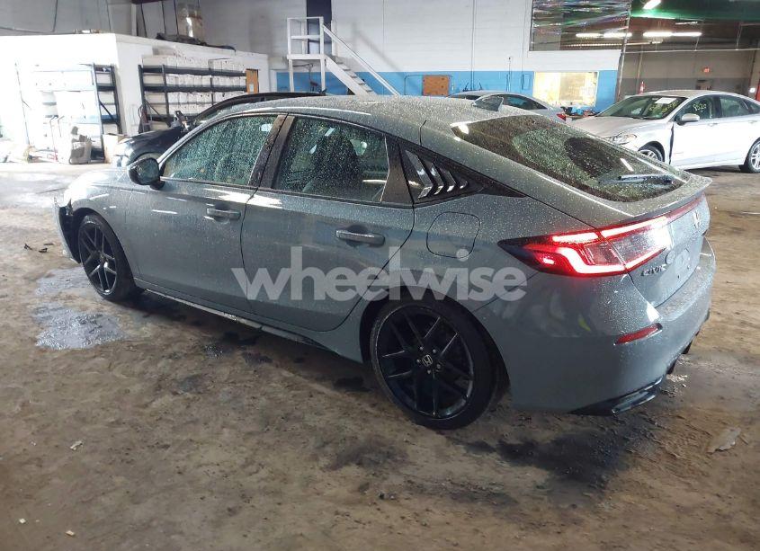 Photo 3 of 2022 Honda Civic SPORT (VIN 19XFL2H8XNE022920)