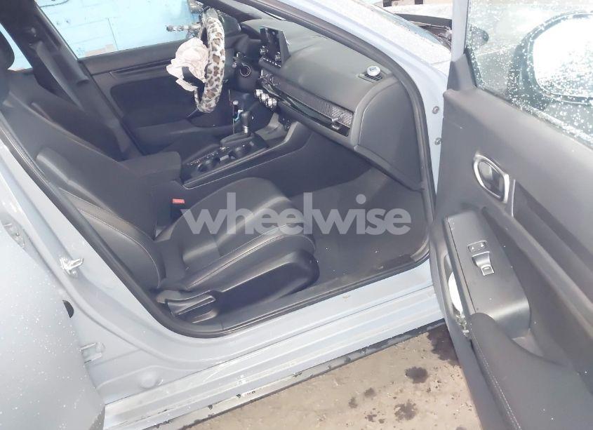 Photo 5 of 2022 Honda Civic SPORT (VIN 19XFL2H8XNE022920)
