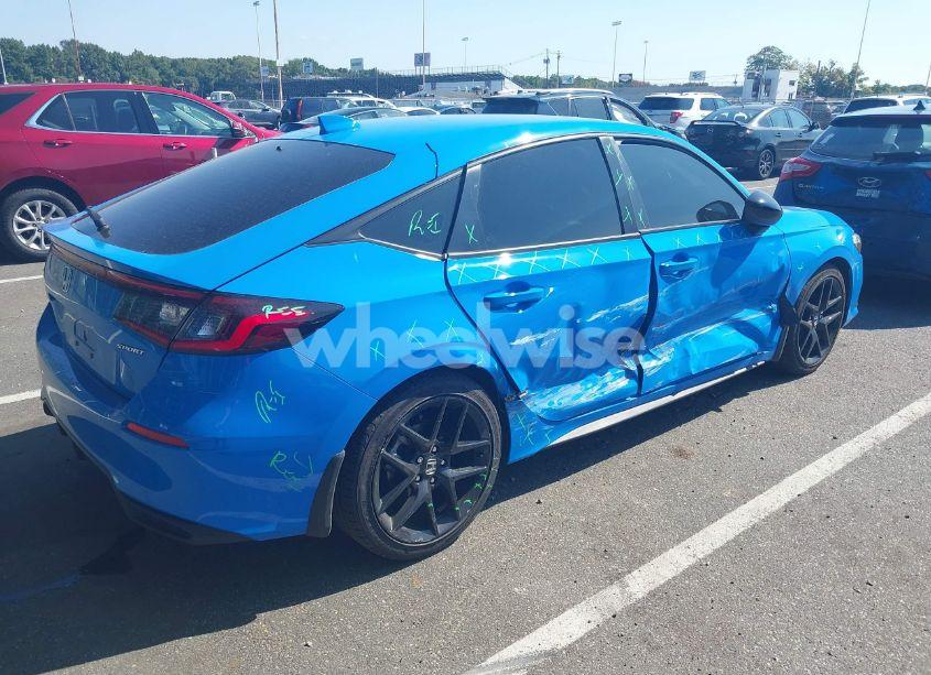 Photo 4 of 2024 Honda Civic SPORT (VIN 19XFL2H8XRE012572)