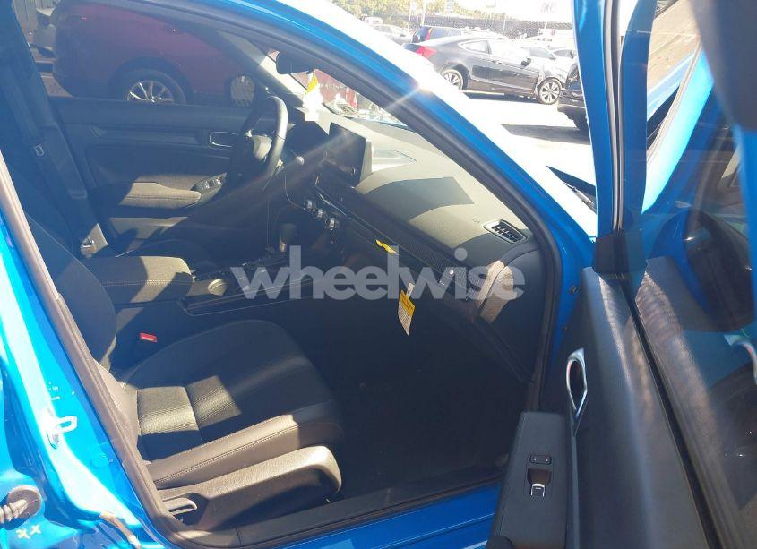 Photo 5 of 2024 Honda Civic SPORT (VIN 19XFL2H8XRE012572)