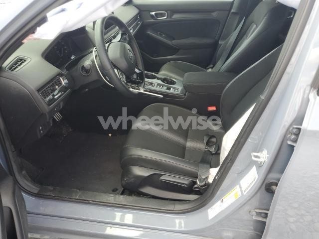 Photo 5 of 2024 HONDA CIVIC SPORT (VIN 19XFL2H8XRE034751)