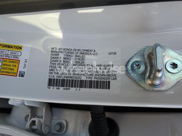 Photo 8 of 2024 HONDA CIVIC SPORT (VIN 19XFL2H8XRE039352)