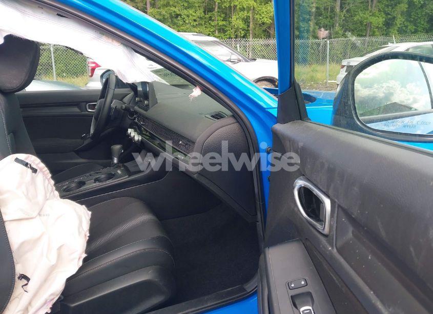 Photo 5 of 2025 Honda Civic SPORT (VIN 19XFL2H8XSE002145)