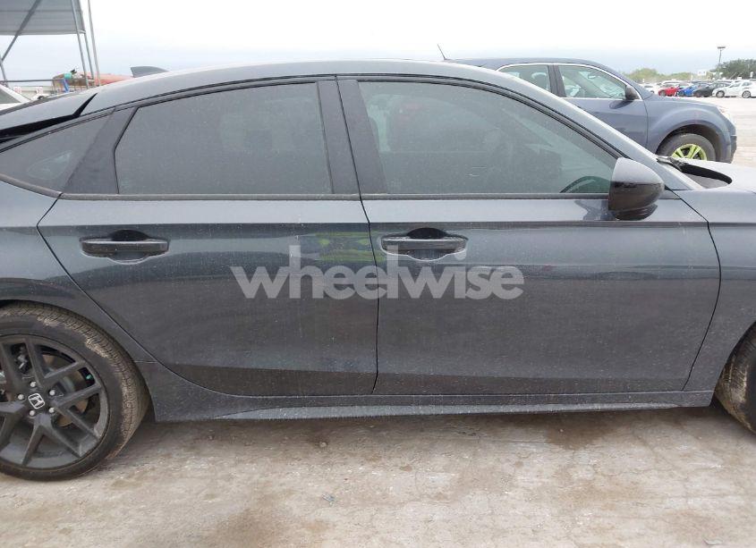 Photo 13 of 2025 Honda Civic SPORT (VIN 19XFL4H87SE011901)