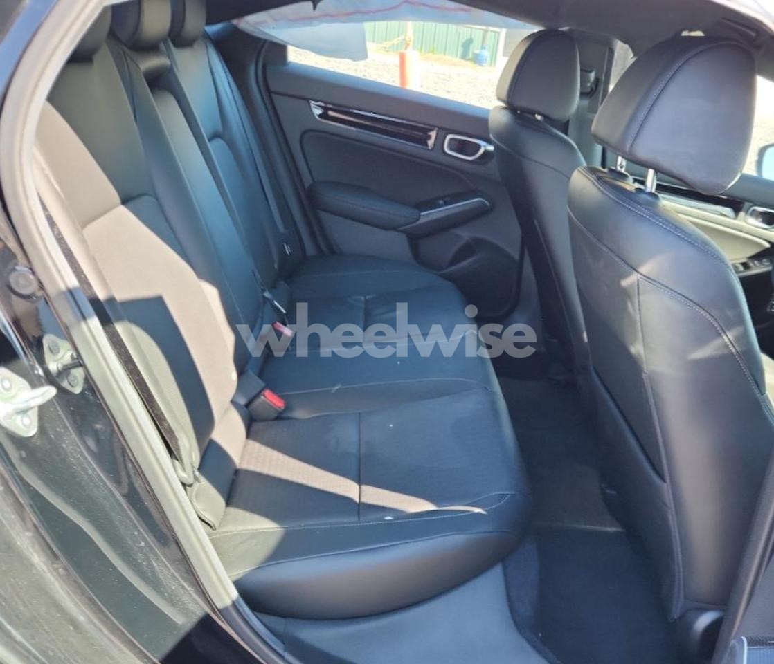 Photo 10 of 2025 HONDA CIVIC SPORT TOURING (VIN 19XFL4H98SE005467)