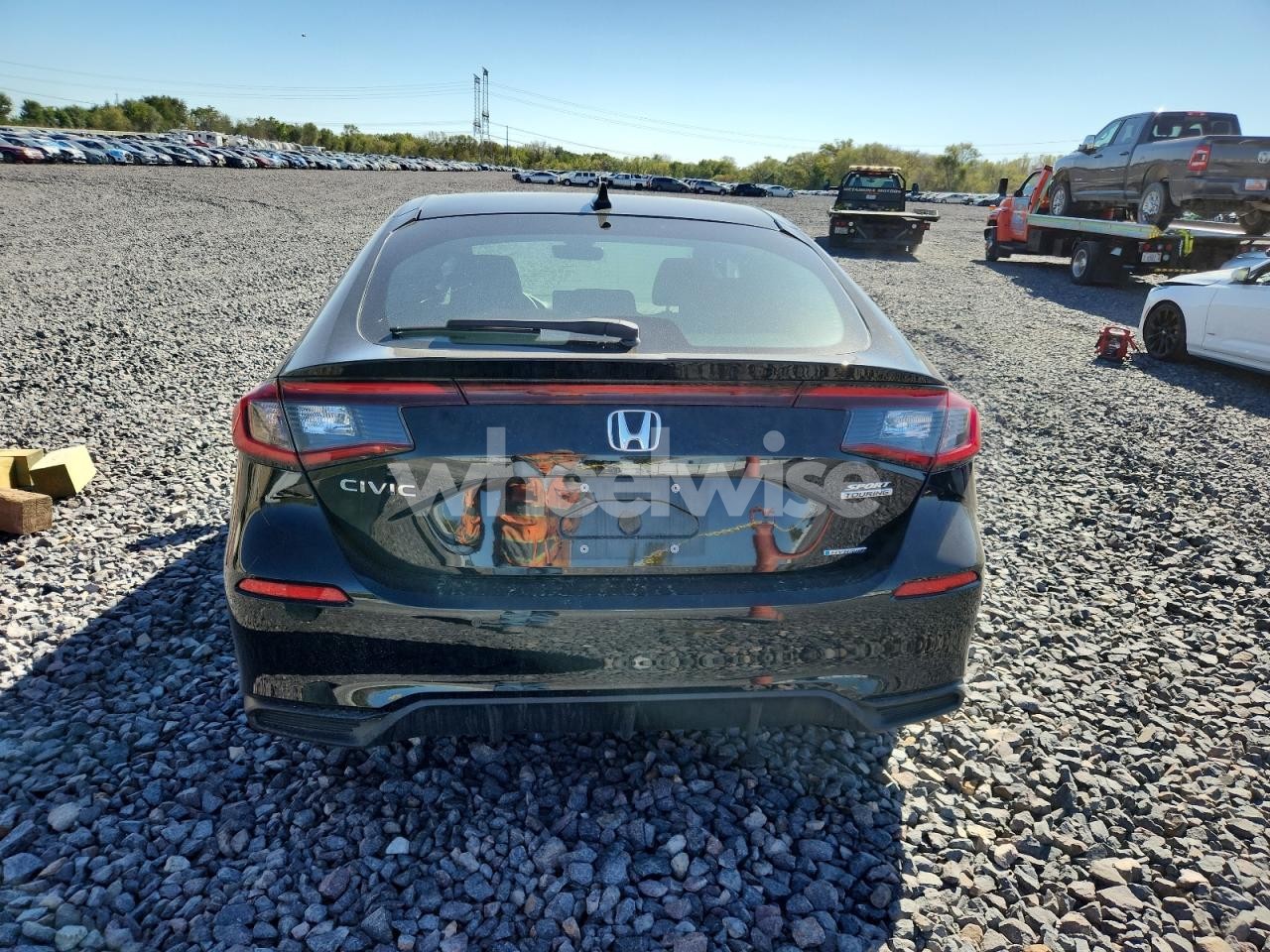 Photo 6 of 2025 HONDA CIVIC SPORT TOURING (VIN 19XFL4H98SE005467)