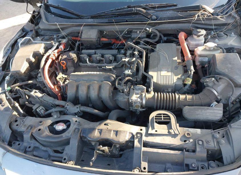 Photo 10 of 2019 Honda Insight LX (VIN 19XZE4F13KE016865)