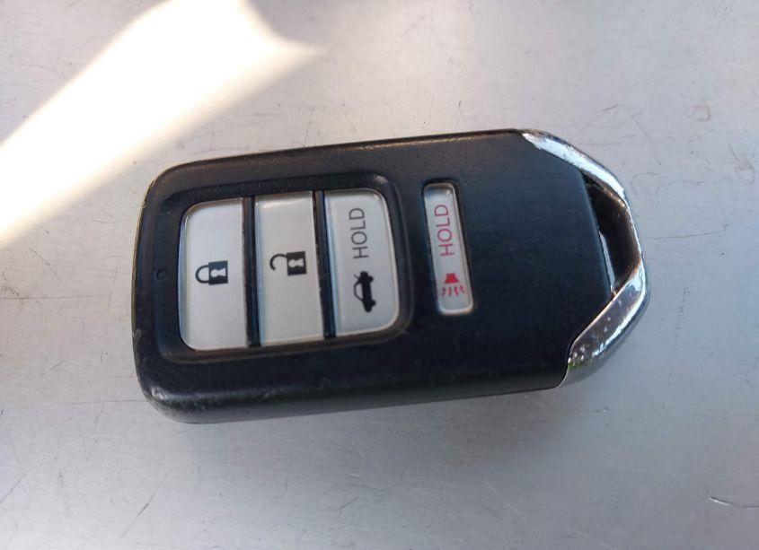 Photo 11 of 2019 Honda Insight LX (VIN 19XZE4F13KE016865)