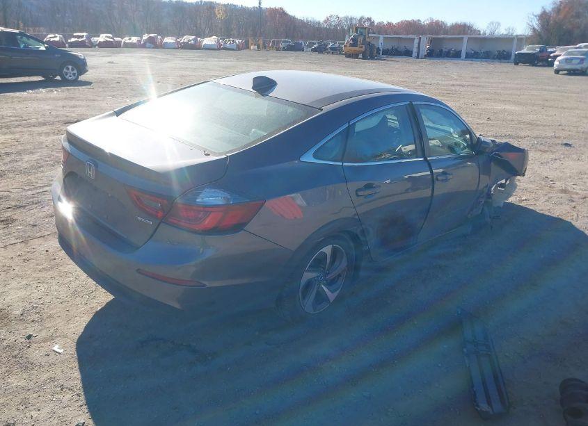 Photo 4 of 2019 Honda Insight LX (VIN 19XZE4F13KE025582)