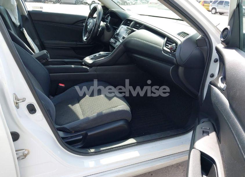 Photo 5 of 2019 Honda Insight LX (VIN 19XZE4F15KE029715)