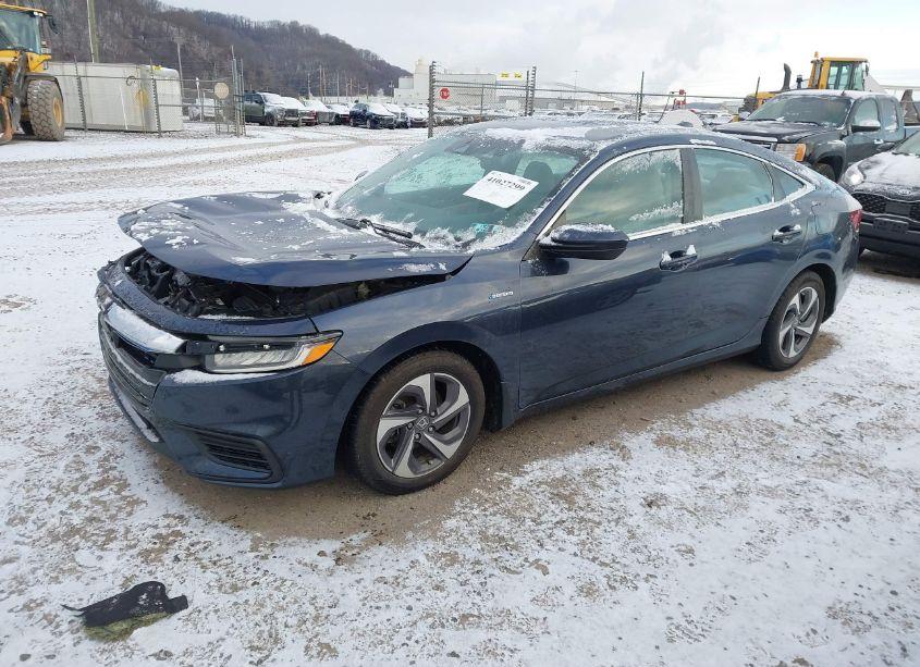 Photo 2 of 2019 Honda Insight LX (VIN 19XZE4F17KE014584)