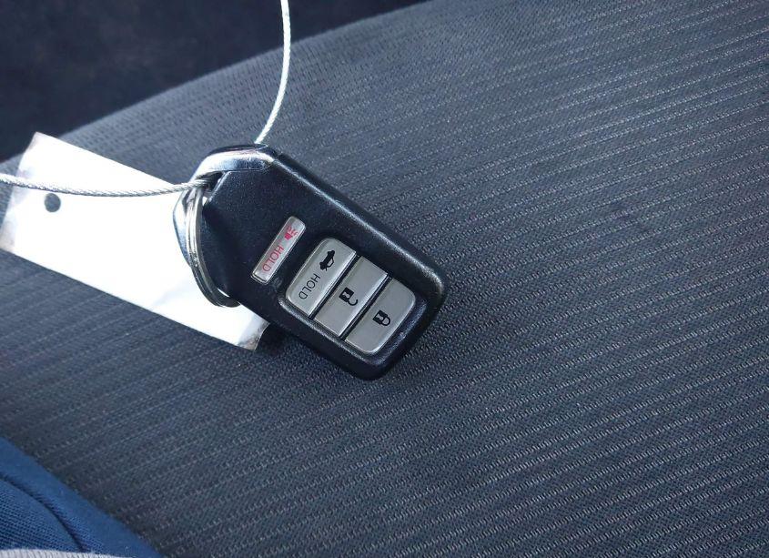 Photo 11 of 2019 Honda Insight LX (VIN 19XZE4F1XKE006012)