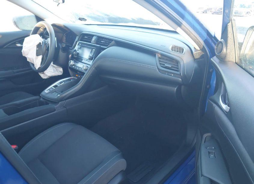 Photo 5 of 2019 Honda Insight LX (VIN 19XZE4F1XKE006012)