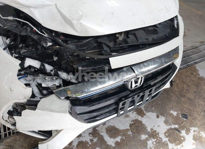 Photo 19 of 2019 Honda Insight EX (VIN 19XZE4F51KE008119)