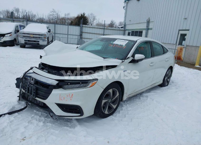 Photo 2 of 2019 Honda Insight EX (VIN 19XZE4F51KE008119)