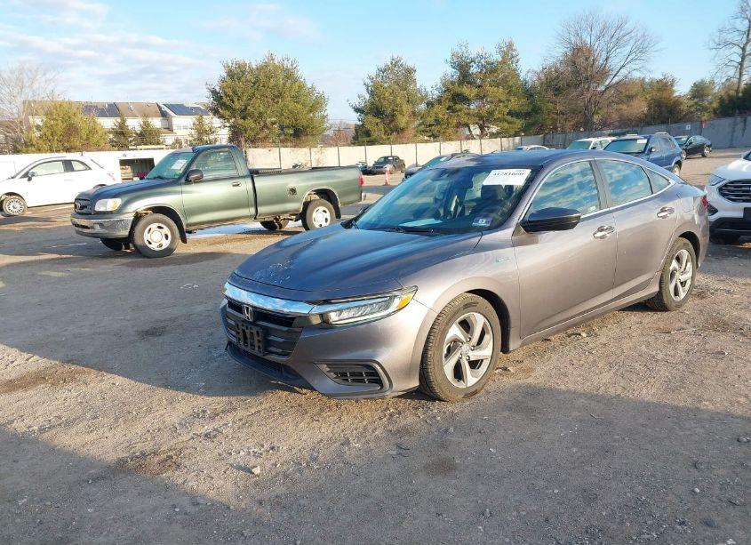 Photo 2 of 2019 Honda Insight EX (VIN 19XZE4F51KE033361)