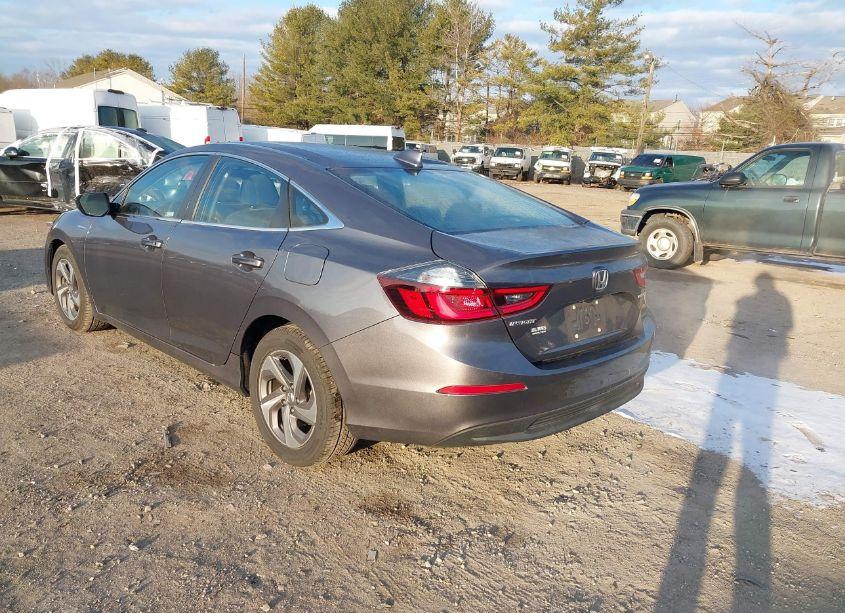 Photo 3 of 2019 Honda Insight EX (VIN 19XZE4F51KE033361)