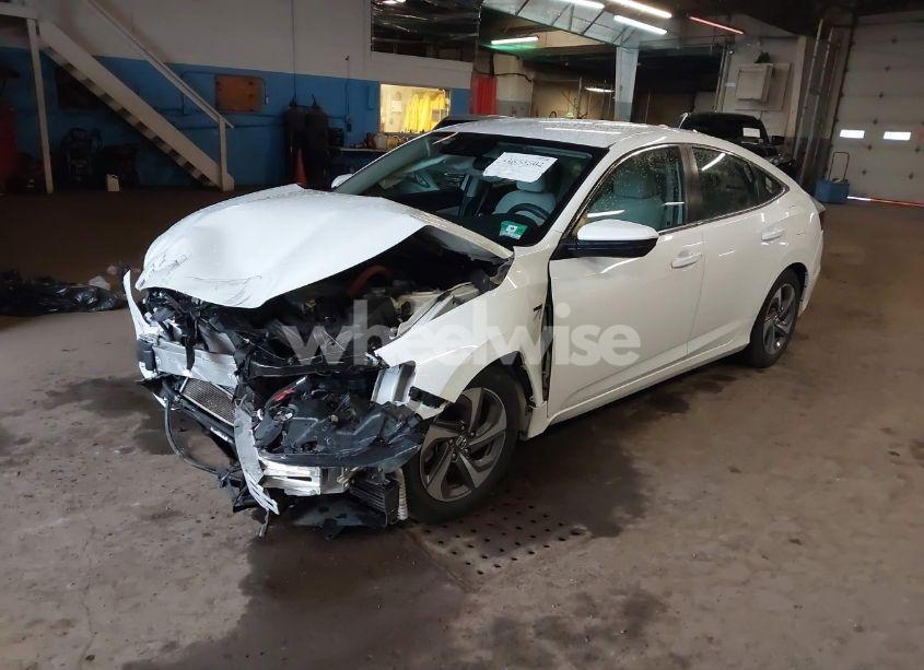 Photo 2 of 2019 Honda Insight EX (VIN 19XZE4F52KE004774)