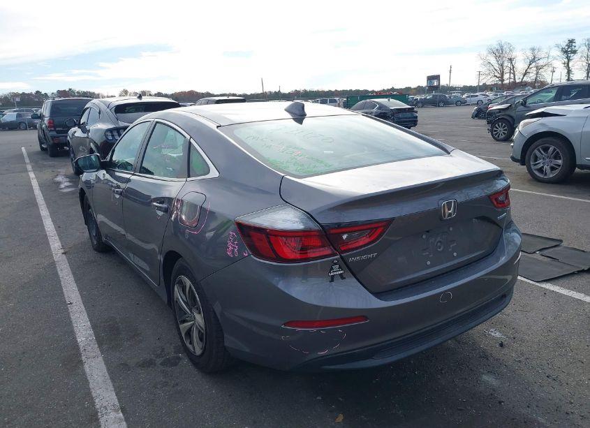 Photo 3 of 2019 Honda Insight EX (VIN 19XZE4F53KE033376)