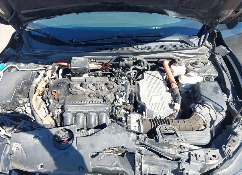 Photo 10 of 2019 Honda Insight EX (VIN 19XZE4F57KE014734)