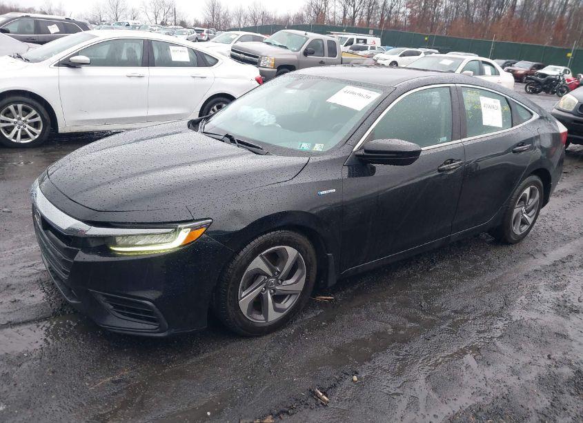 Photo 2 of 2019 Honda Insight EX (VIN 19XZE4F57KE018184)