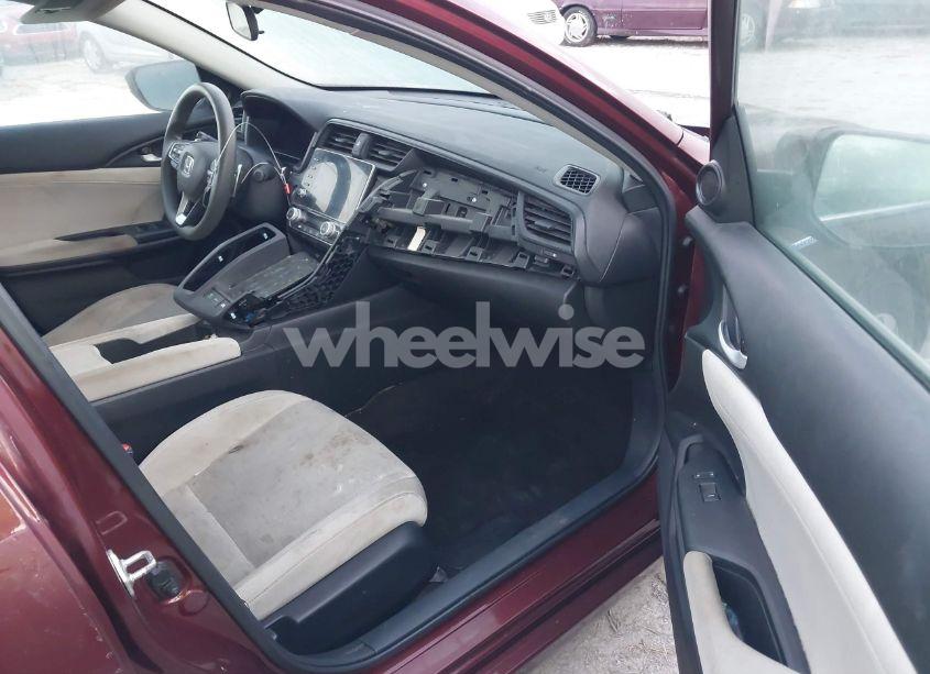 Photo 5 of 2019 Honda Insight EX (VIN 19XZE4F58KE012426)